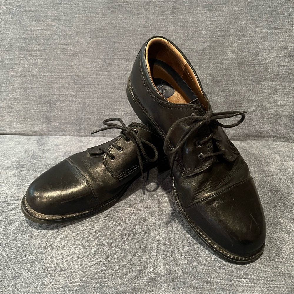 Dockers Black Leather Oxfords